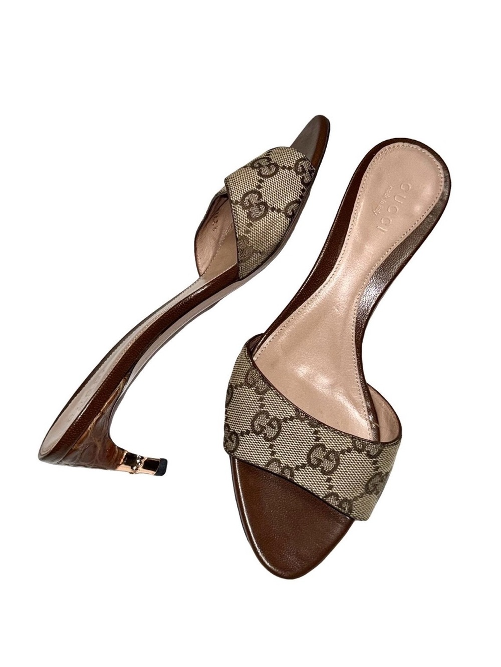 Gucci AUTHENTIC Vintage GG Supreme Monogram Brown Sandal Gold Bamboo Heel 34